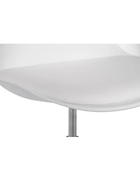 Svängbar stol i vit plast - Ergonomisk design för alla åldrar